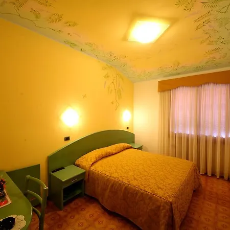 B&B La Favorita & Ristorante 4*
