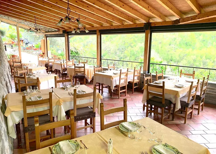 Couette-café La Favorita & Ristorante 4*