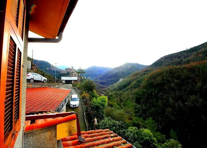 La Favorita & Ristorante Couette-café Apricale