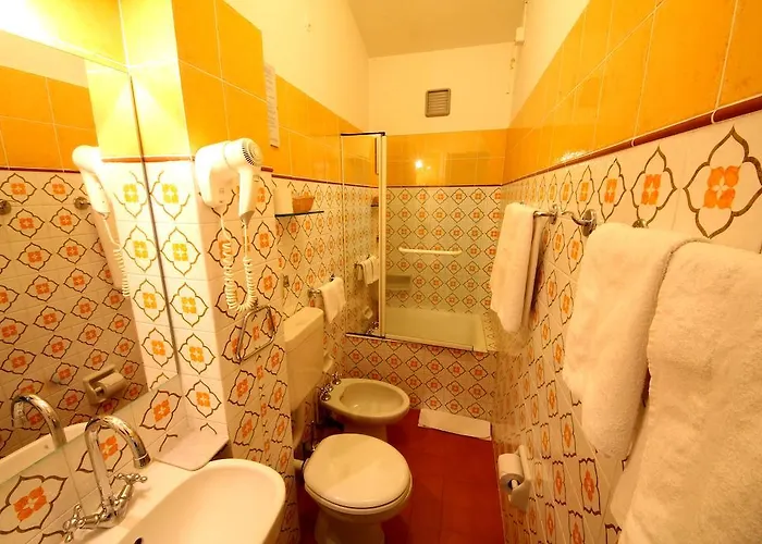 Couette-café La Favorita & Ristorante 4*