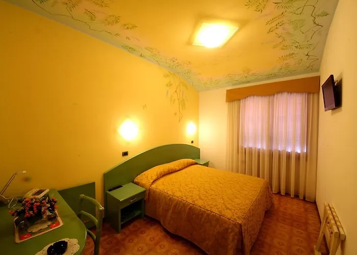 Couette-café La Favorita & Ristorante 4*